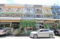 OYO-872薩恩薩拜旅舍