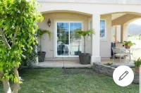 روبينس إيستايت فنادق في كاهولوي