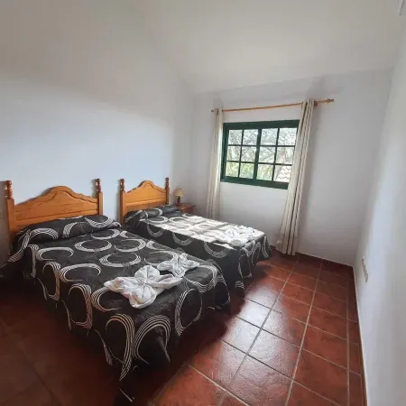 Casas Rurales Amparo Las Hayas