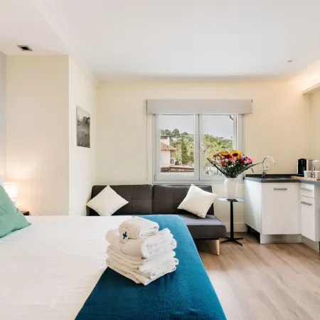 H Boutique la Caleta Bay
