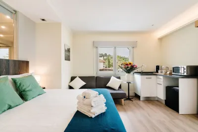 H Boutique la Caleta Bay فنادق في La Herradura