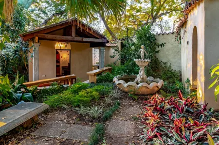 Christie's guesthouse