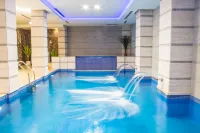 Xenon Hotel & Spa - Pools