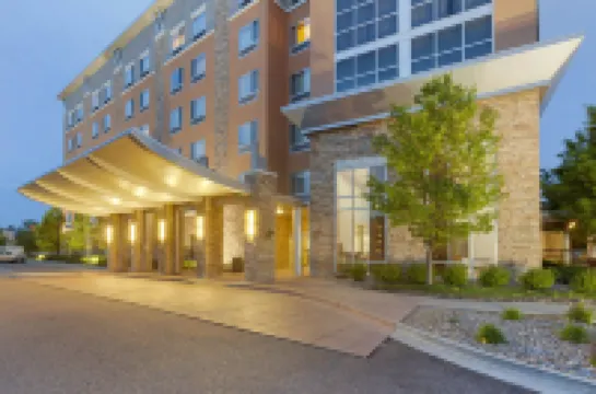 Cambria Hotel Denver International Airport