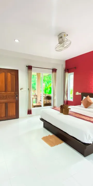 ห้องซูพีเรียร์ เตียงใหญ่ 1 เตียง