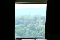 Lemon Tree Hotel, Dehradun - Mountain view