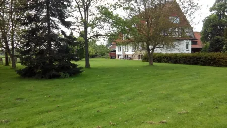 Übernachten auf dem Battmer Hof Отели в г. Бад-Зальцдетфурт