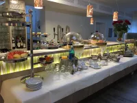 Das Fritz Hotel - servizio colazione