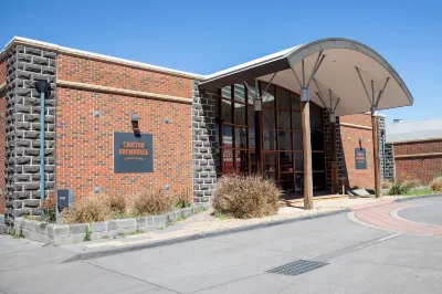 Corporate Living Accommodation Abbotsford Hotels in Kew