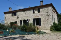 Domaine de Calbiac - on the Boardwalk Hotels in Bias