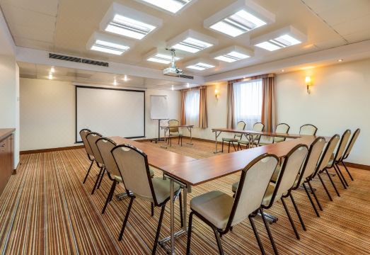 3. 쿠부스 호텔 글..