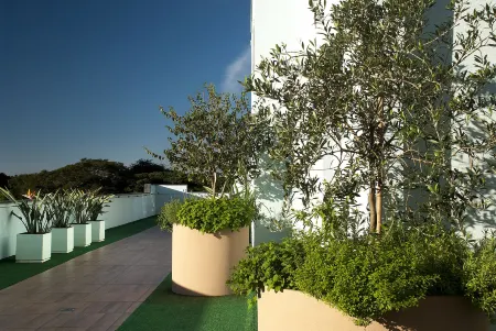 Master Porto Alegre Hotel - Av Carlos Gomes, Próximo ao Consulado Americano Отели в г. Порту-Алегри