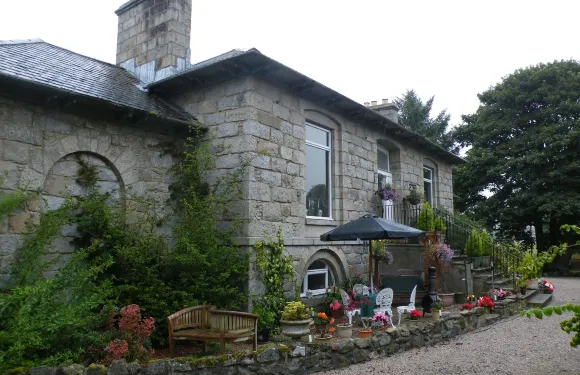 迪斯布萊爾屋酒店