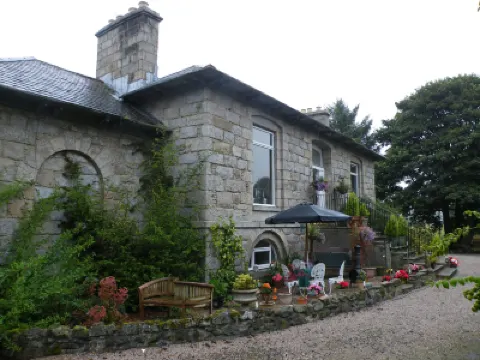 Disblair House Hotels in 