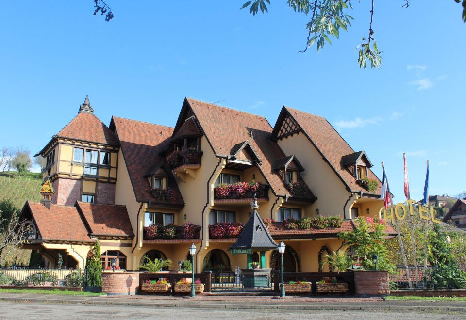 hotel overview picture
