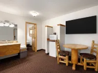 Nordic Lodge Hotels in Routt County