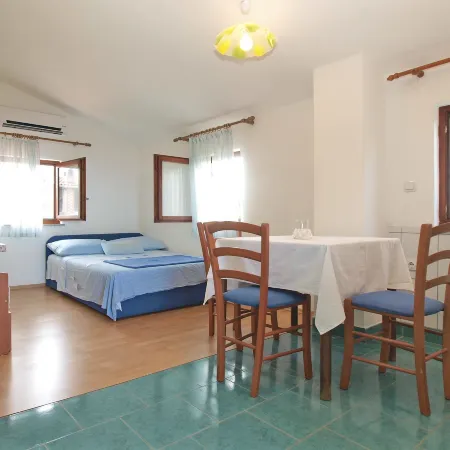 Apartment 1665