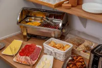 Seven Seas Residence - breakfast