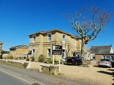 Parterre Holiday Apartments Hotels in der Nähe von Sandown Beach