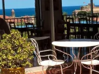 Hôtel Ambeille Vue Mer Hotels in Collioure