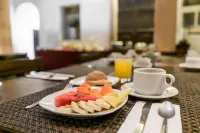 Hotel Casa Virreyes - breakfast