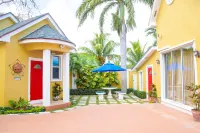 Brownstone Marlin Drive Hotels in Downtown Nassau