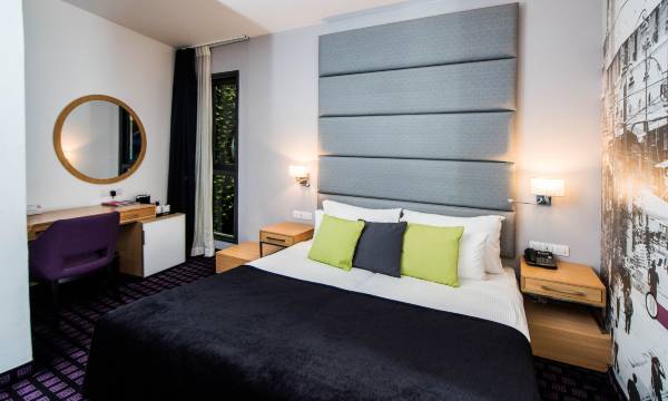 Eyal Hotel by Smart Hotels