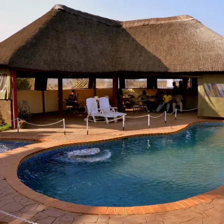 Wane Guest Lodge