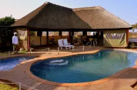 Wane Guest Lodge - โฮมสเตย์