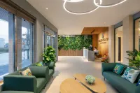 Golden Season Hotel Hotels in Ninh Nhất