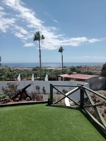 Sunset and Oceanview 1 Bedroom Apartment with Shared Pool