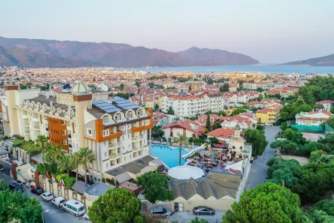 Grand Cettia Hotel