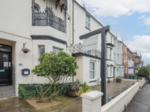 Rasa Sayang House Self-Check in Facility Hotels in Oxford