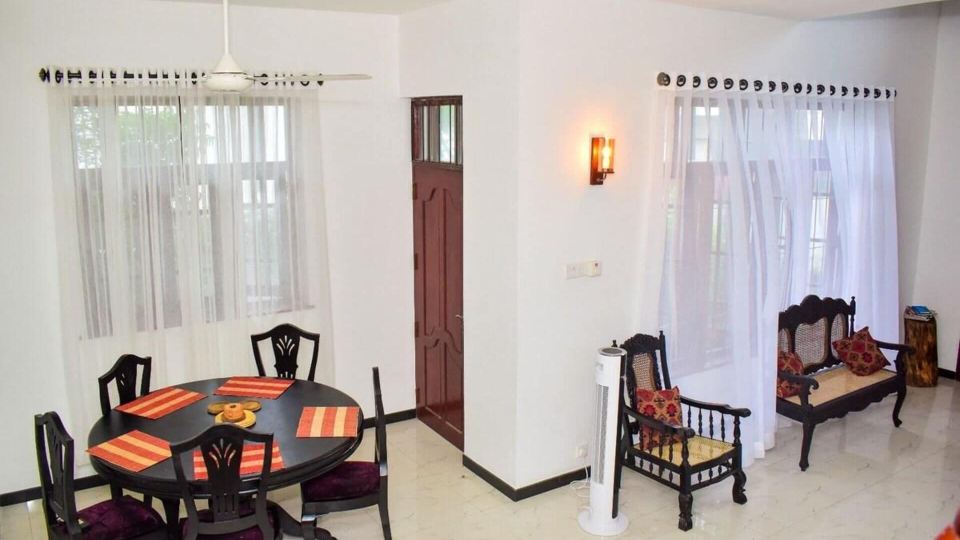 Modern Villa Retreat in Dehiwala
