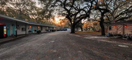 Cindy’s Motel & RV Park