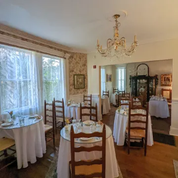 Old Powder House Inn