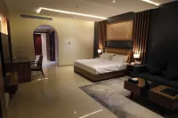 The Plaza Hotel & Resort - Mountain view