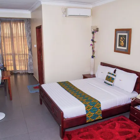 Kenendia Hotel