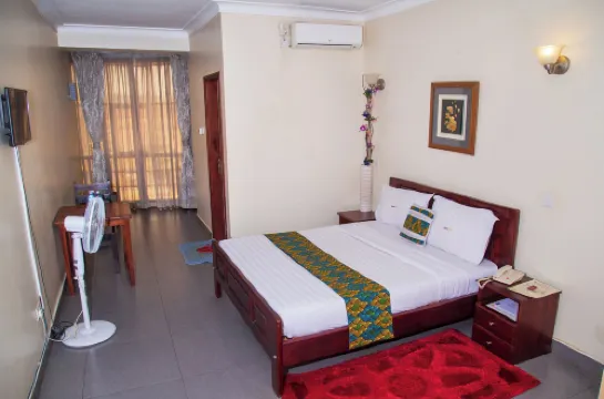 Kenendia Hotel