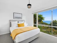 Clifftop Luxury with Spectacular Ocean Views Hotels in Mornington