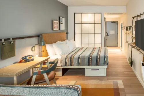 Moxy Cincinnati Downtown