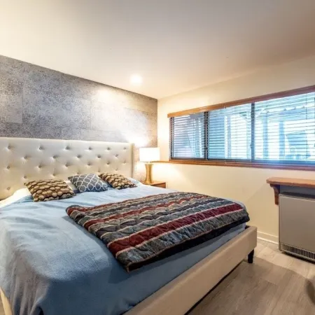 Telemark 5 4 Bedroom Condo by RedAwning