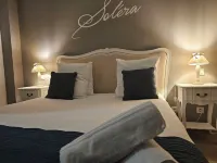 Arts et Millésimes Hotels in Meurville