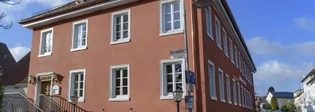 Gasthaus Adler Отели рядом с достопримечательностью «Констанцский университет»