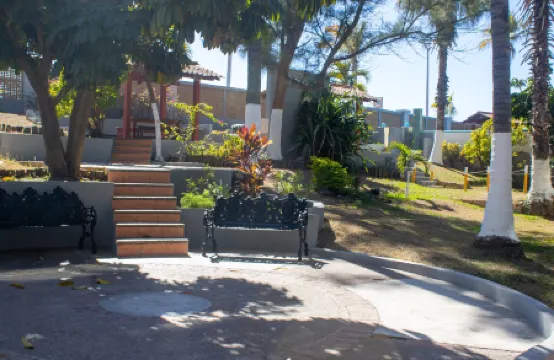 Hotel Las Jacarandas