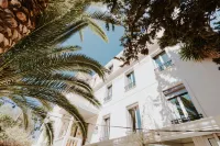 Hôtel le Petit Castel