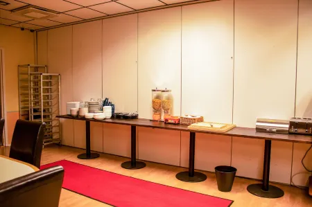 Euroway Hotel