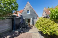 Holiday Home in Domburg Near the Beach Hotels near Villa Carmen Sylva