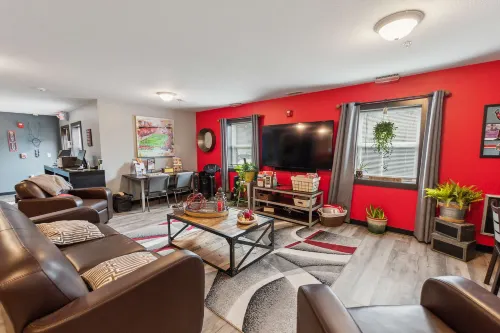 Spacious Apartment with Fitness Center and Balcony - Inviting Modern Retreat Hotels in Ontario