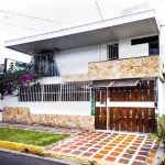 Gaudy's Hostel Hotels in 